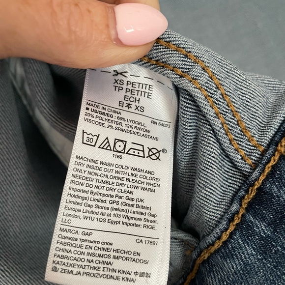 GAP Stretch Denim Jacket, Petite XS - Picture 7 of 7